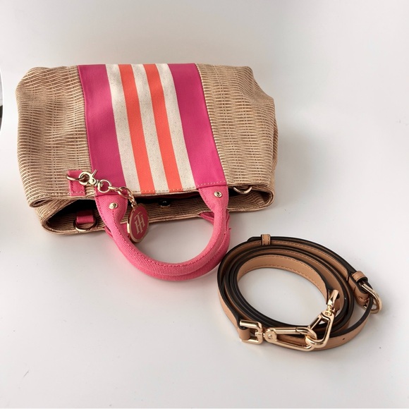 Tommy Hilfiger Preppy Jolene Printed Straw w/ Printed Stripes Pink Handbag - Picture 13 of 16